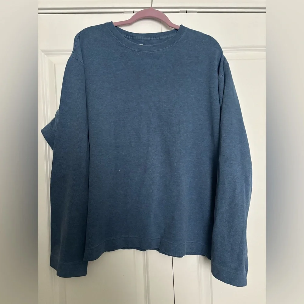 GAP Men's Long Sleeve Blue Tee - Picture 1 of 6